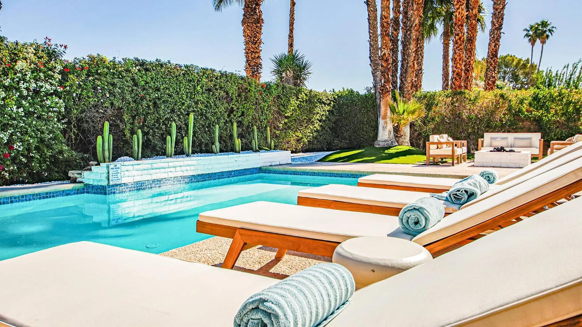 Luminous Home With Pool And Views Palm Springs 0*,